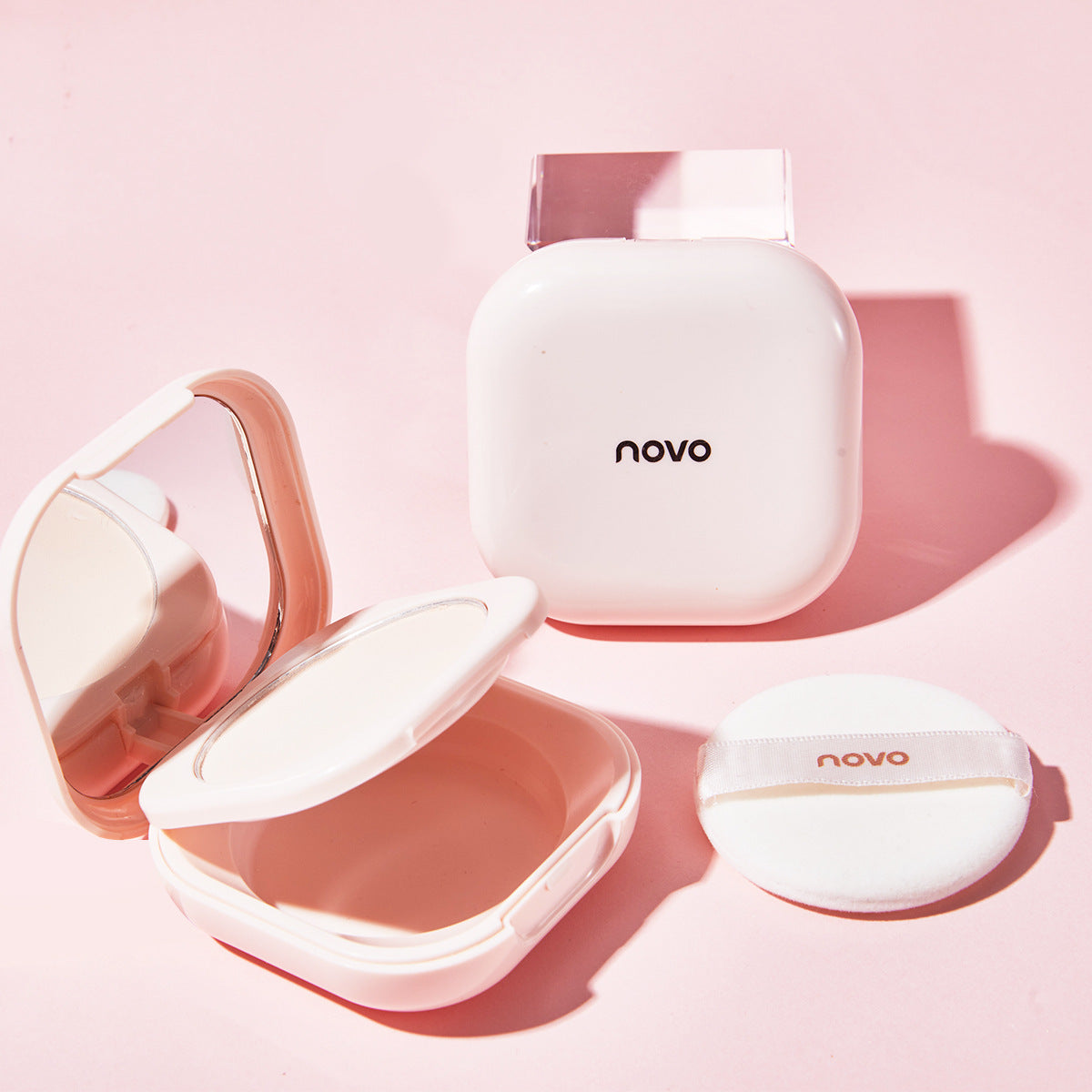 NOVO Feather Satin Luxurious Setting Powder Long-lasting Oil Control, Anti-sweat Moisturizing, Contouring and Brightening Student Style Setting Powder